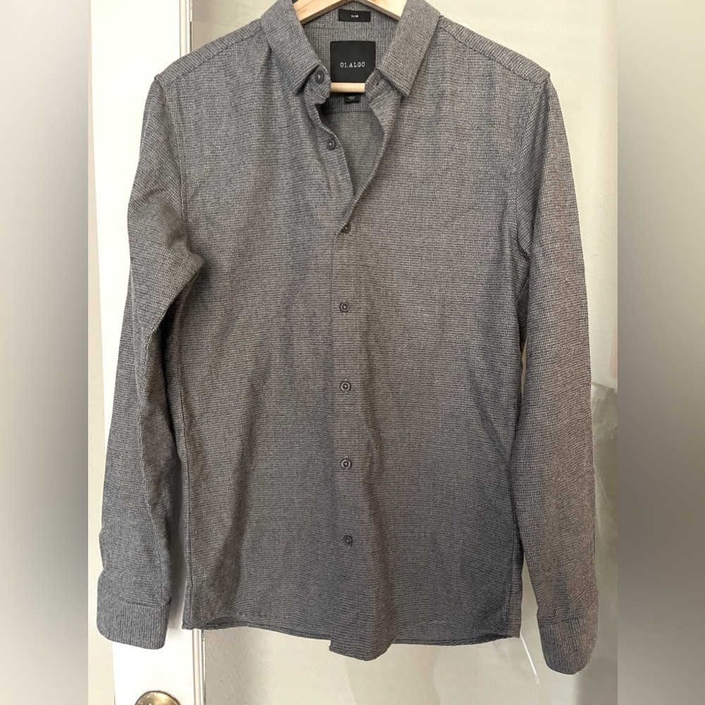 NWT Men’s Button Up Grey Shirt